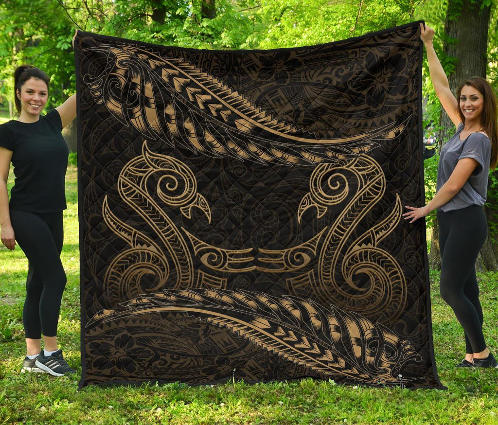 aotearoa-premium-quilt-gold-maori-manaia-with-silver-fern