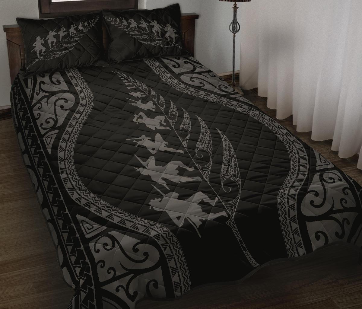 new-zealand-haka-fern-quilt-bed-set-grey