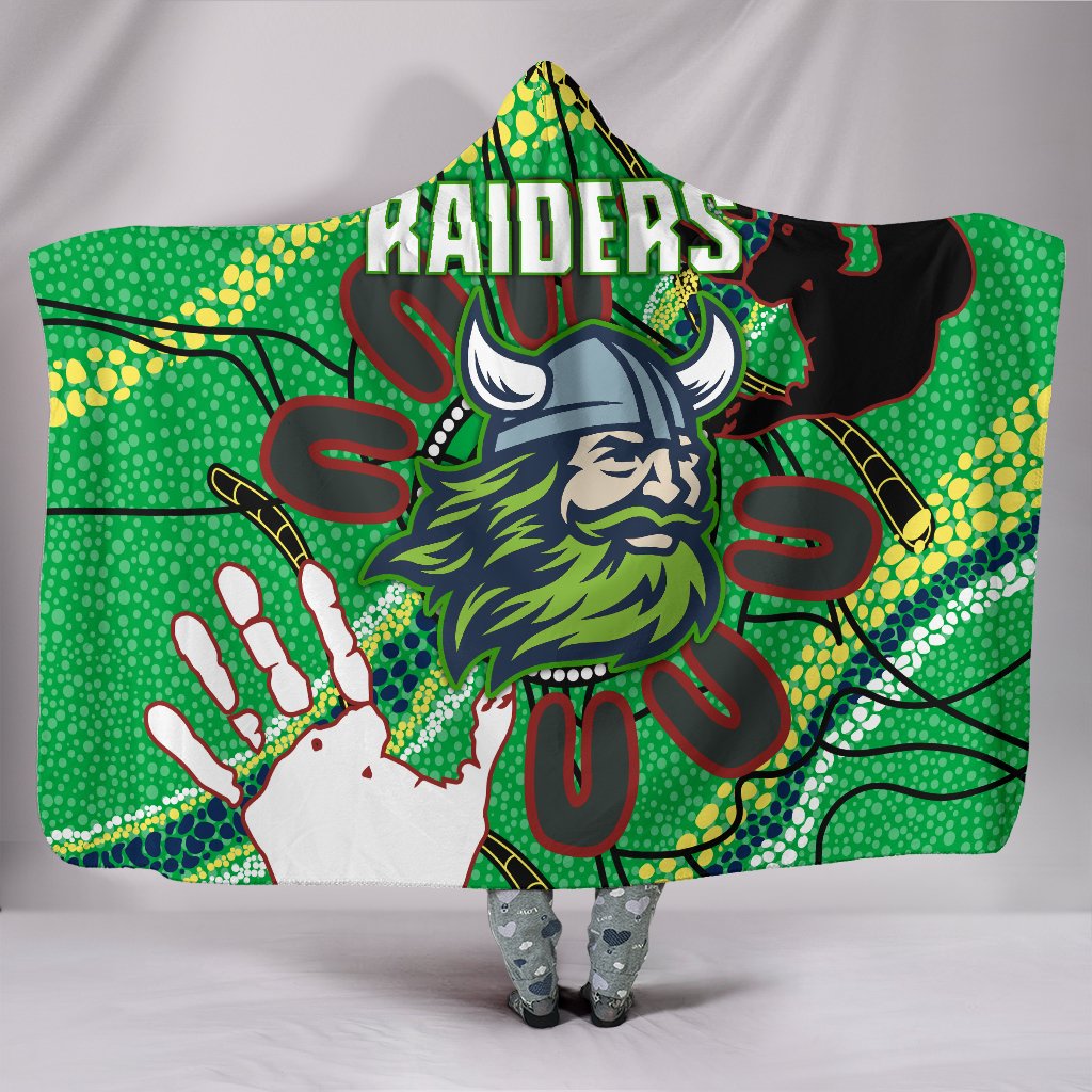 canberra-hooded-blanket-raiders-indigenous-2