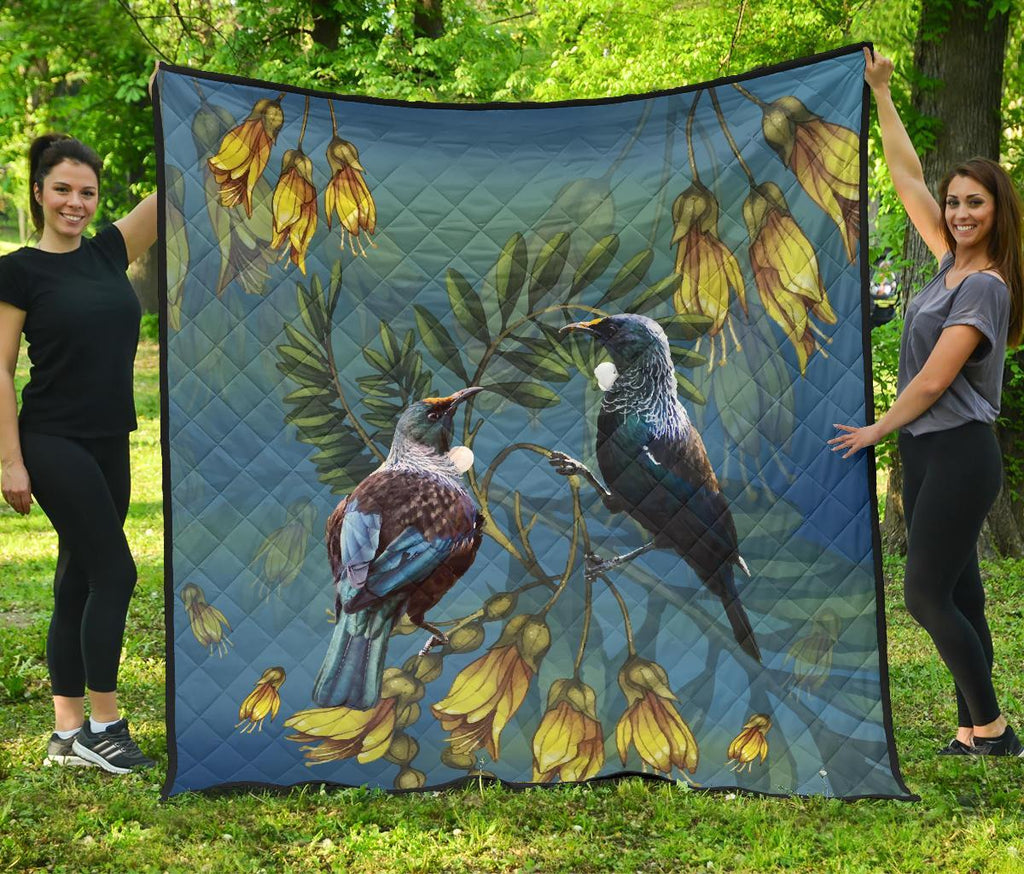 tui-bird-and-kowhai-flowers-quilt