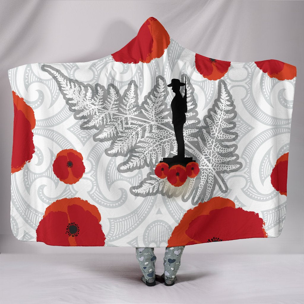 anzac-maori-hooded-blanket-silver-fern-lest-for-get