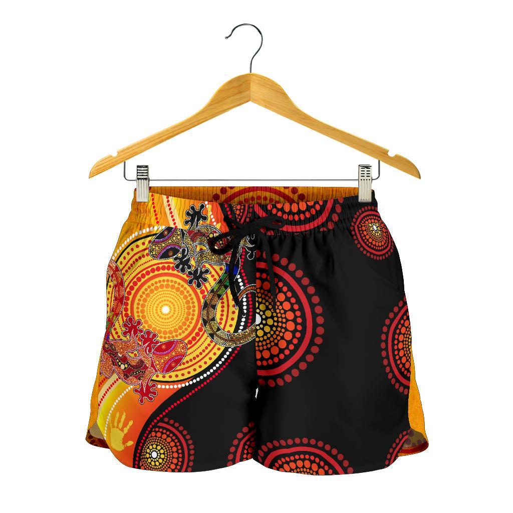 Aboriginal Personalised Women's Shorts - Couple Aboriginal Lizards - Vibe Hoodie