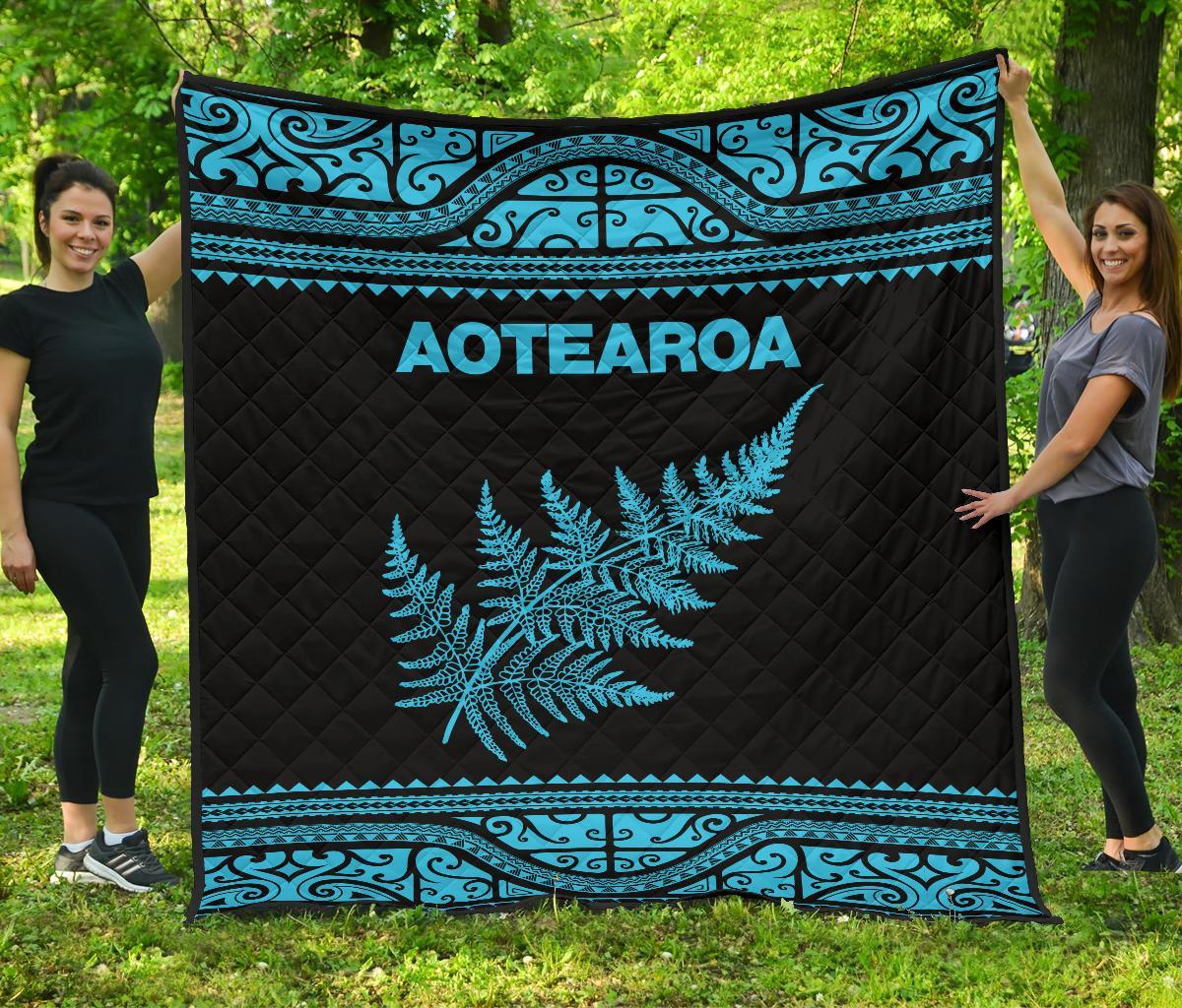 aotearoa-new-zealand-maori-premium-quilt-silver-fern-blue