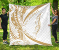 new-zealand-silver-fern-premium-quilt-maori-tattoo-circle-style-white