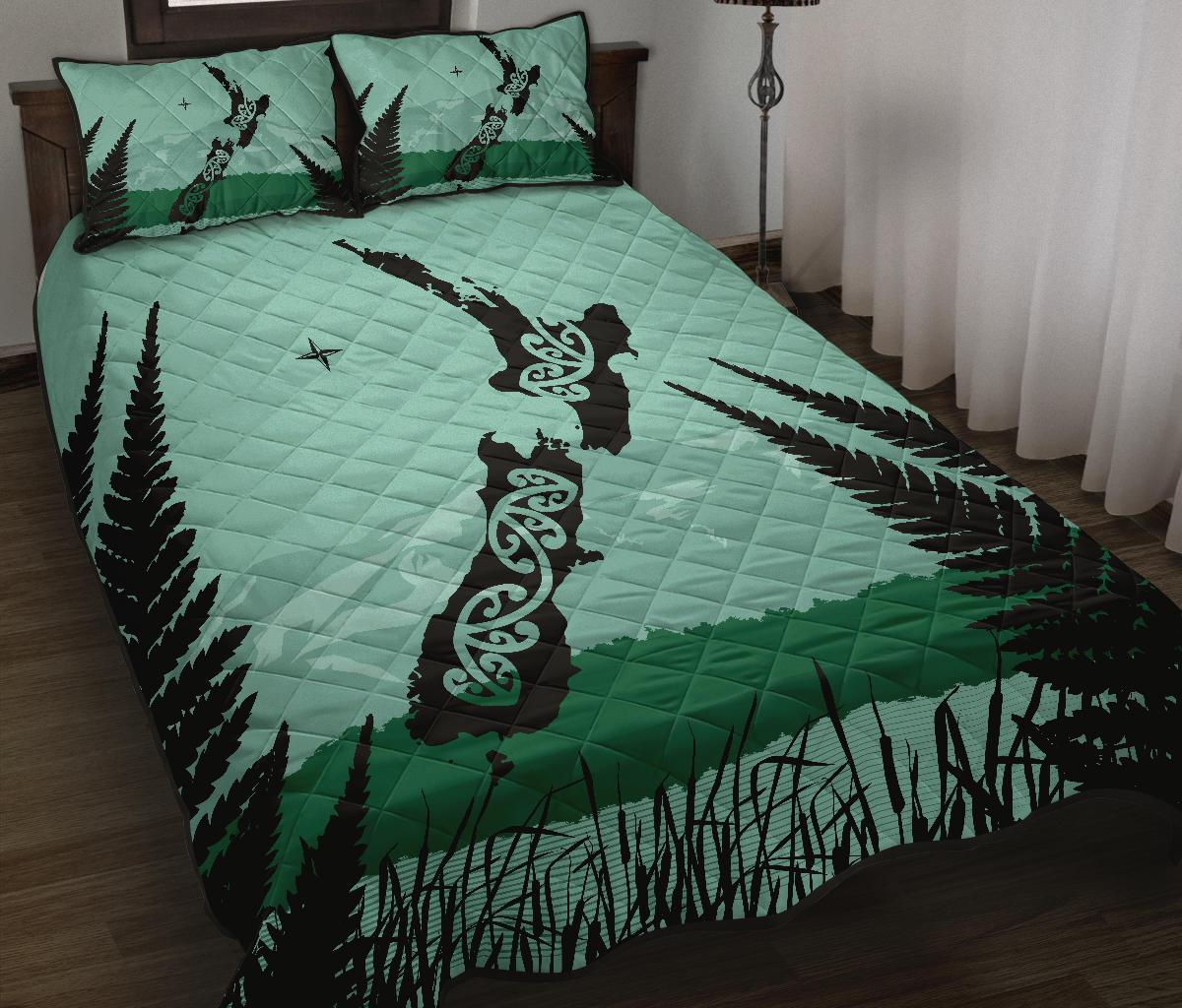 new-zealand-map-x-silver-fern-quilt-bed-set