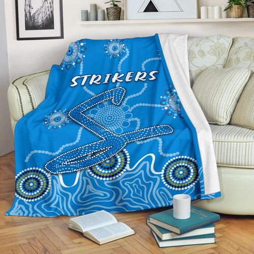 strikers-premium-blanket-indigenous-blue