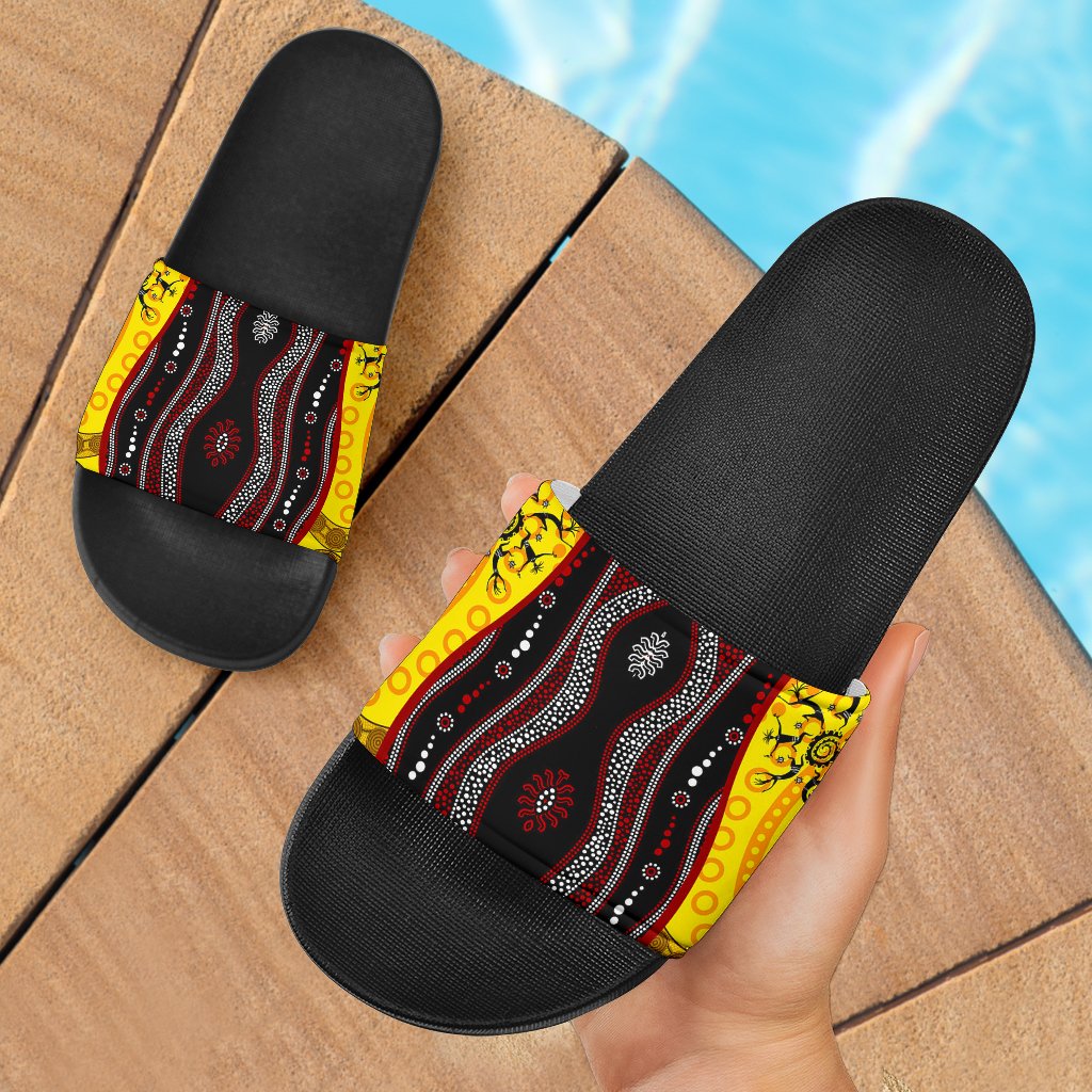 sandals-aboriginal-dot-painting