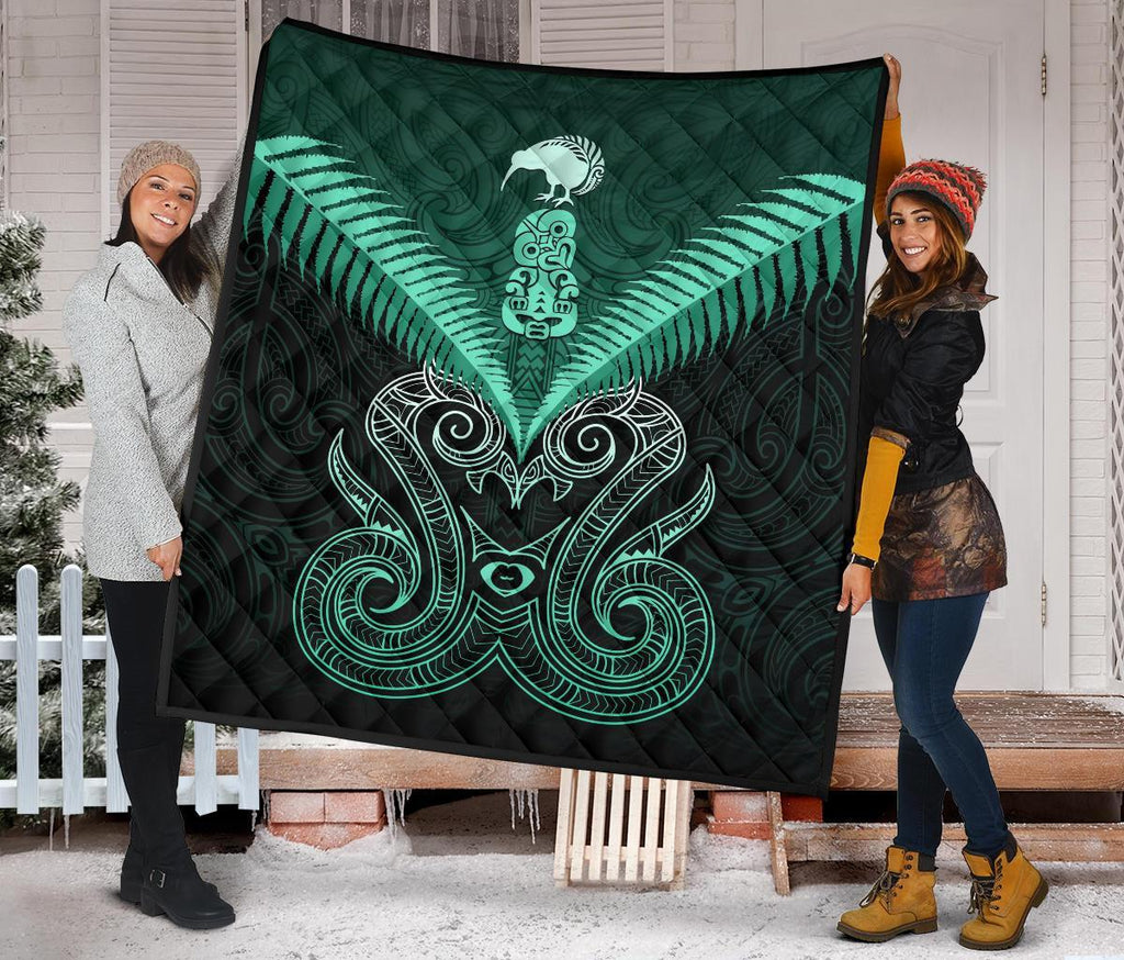 maori-manaia-new-zealand-premium-quilt-turquoise