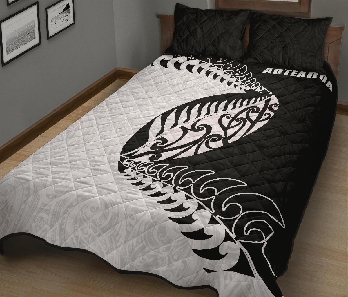 aotearoa-rugby-fern-quilt-bed-set-white