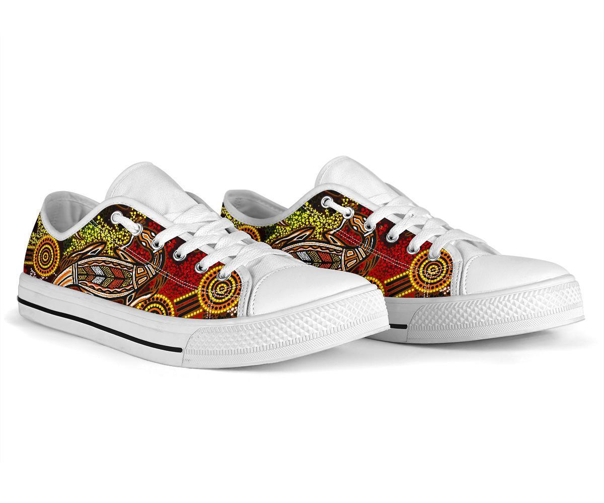 aboriginal-low-top-shoe-kangaroo-and-lizard-dot-painting-art-bn18