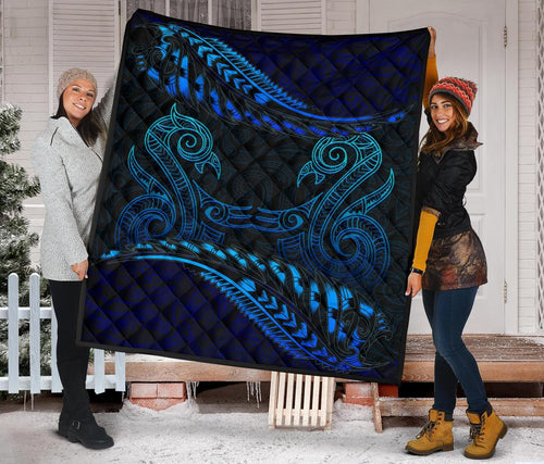 aotearoa-premium-quilt-blue-maori-manaia-with-silver-fern