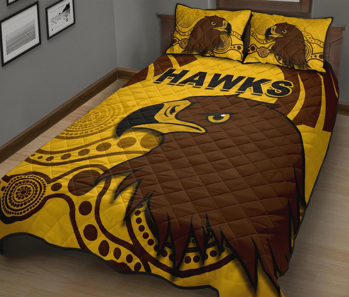 hawks-quilt-bed-set