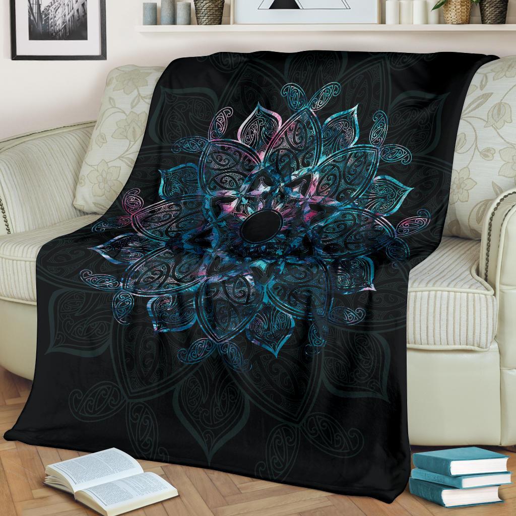 maori-mandala-blanket-paua-shell