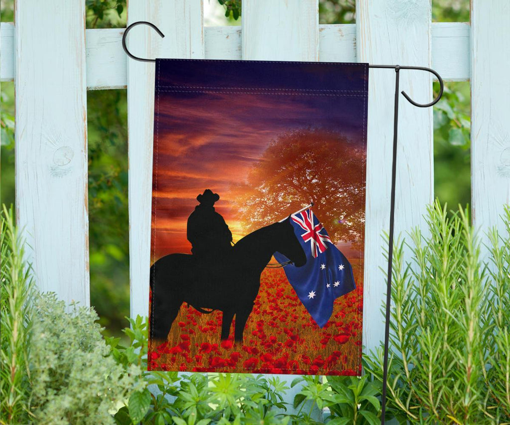 anzac-day-2021-flag-lest-we-forget-ver01