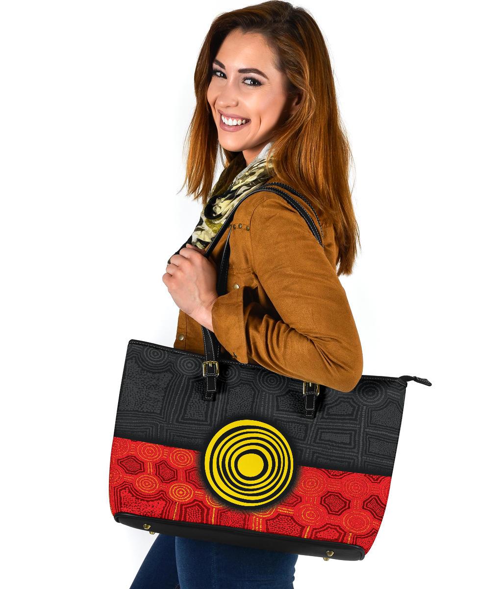 aboriginal-large-leather-tote-bag-aussie-indigenous-flag