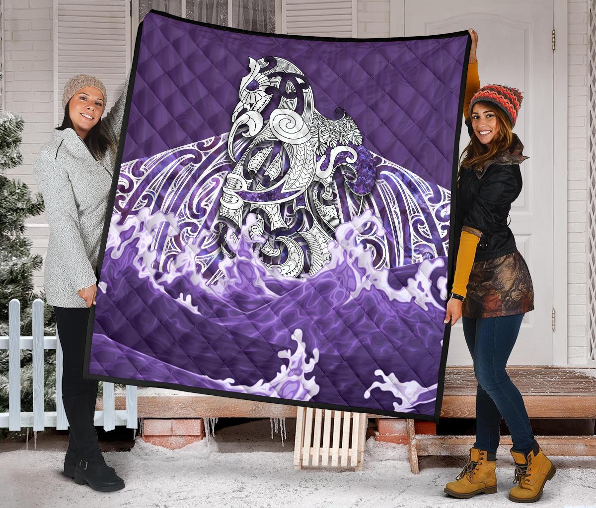 maori-manaia-the-blue-sea-premium-quilt-purple