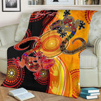 aboriginal-personalised-premium-blanket-couple-aboriginal-lizards