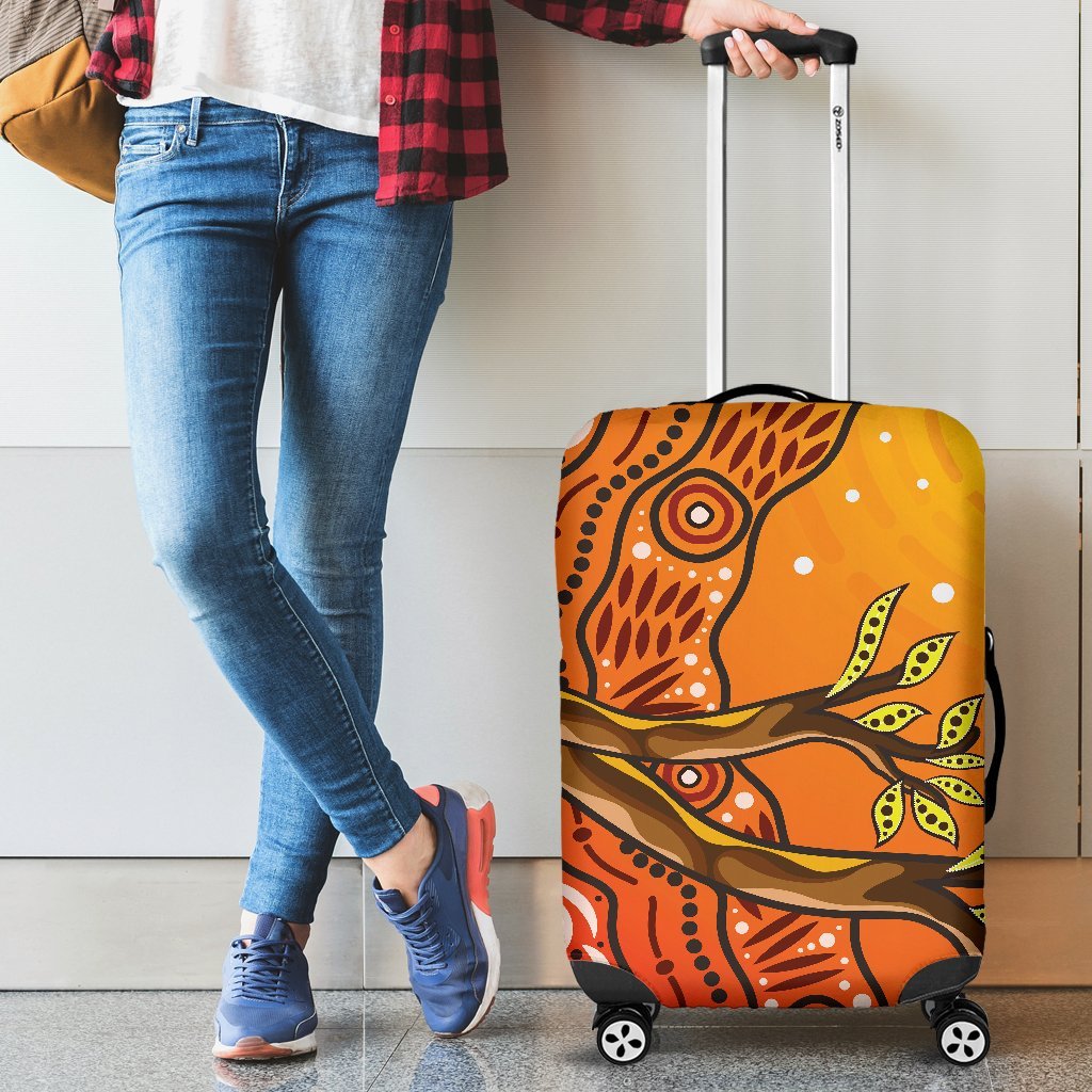 aboriginal-luggage-covers-tree-on-the-hill