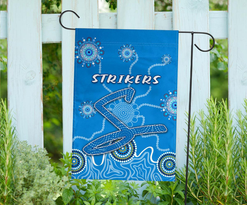 strikers-flag-indigenous-blue-energy
