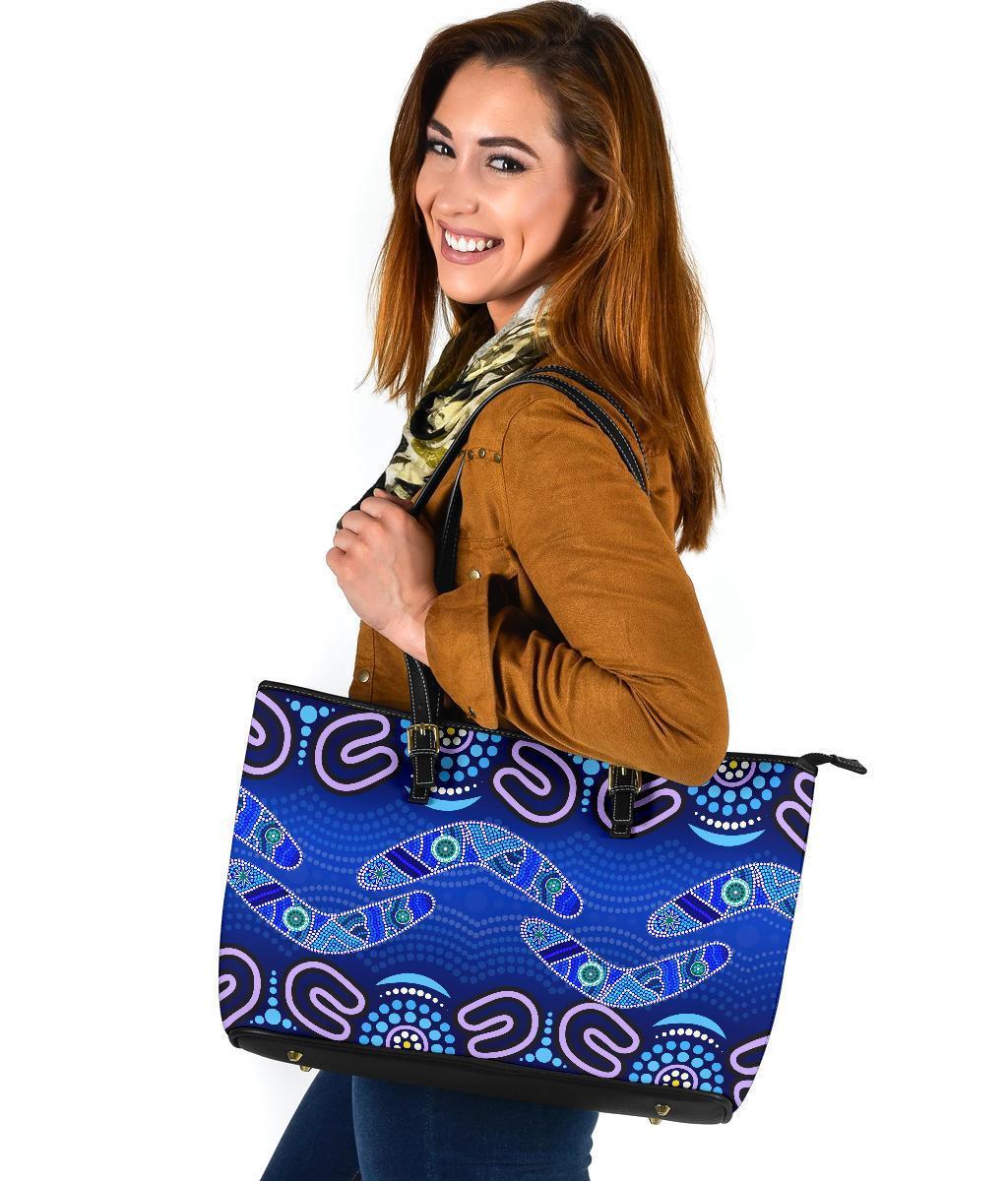 aboriginal-large-leather-tote-bag-boomerangs-and-dot-painting-art-ver02