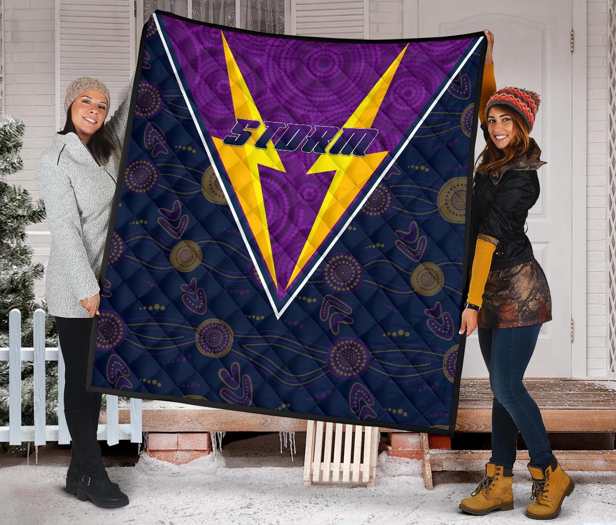 storm-premium-quilt-indigenous-artsy-style