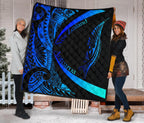 new-zealand-silver-fern-premium-quilt-maori-tattoo-circle-style-blue