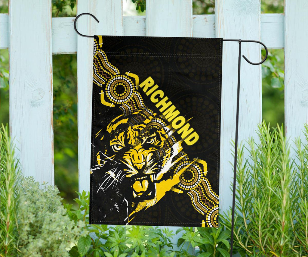 richmond-flag-power-tigers-indigenous