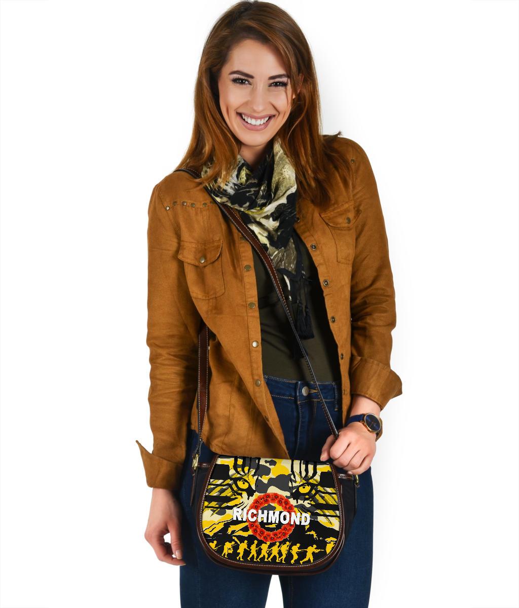 richmond-tigers-leather-saddle-bag-anzac-day-country-style-4