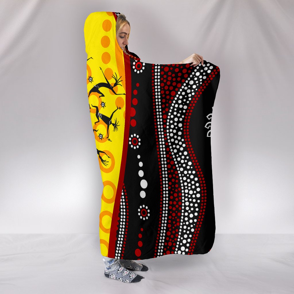 aboriginal-hooded-balnket-dreamtime-koori-dance-dot-acrylic-paint