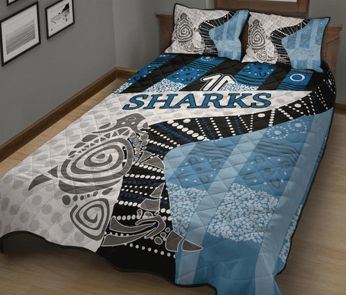 sharks-quilt-bed-set