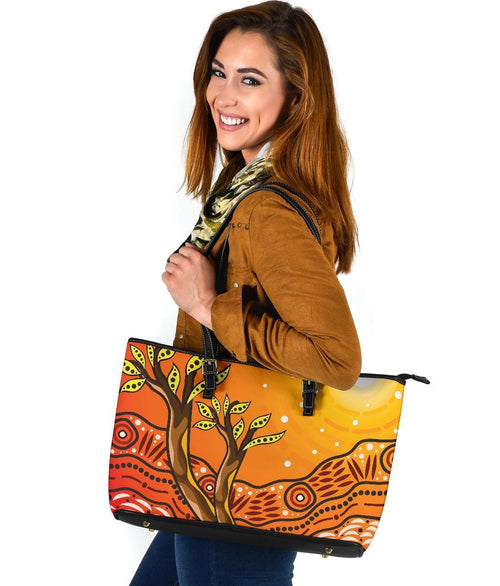 aboriginal-large-leather-tote-bag-tree-on-the-hill