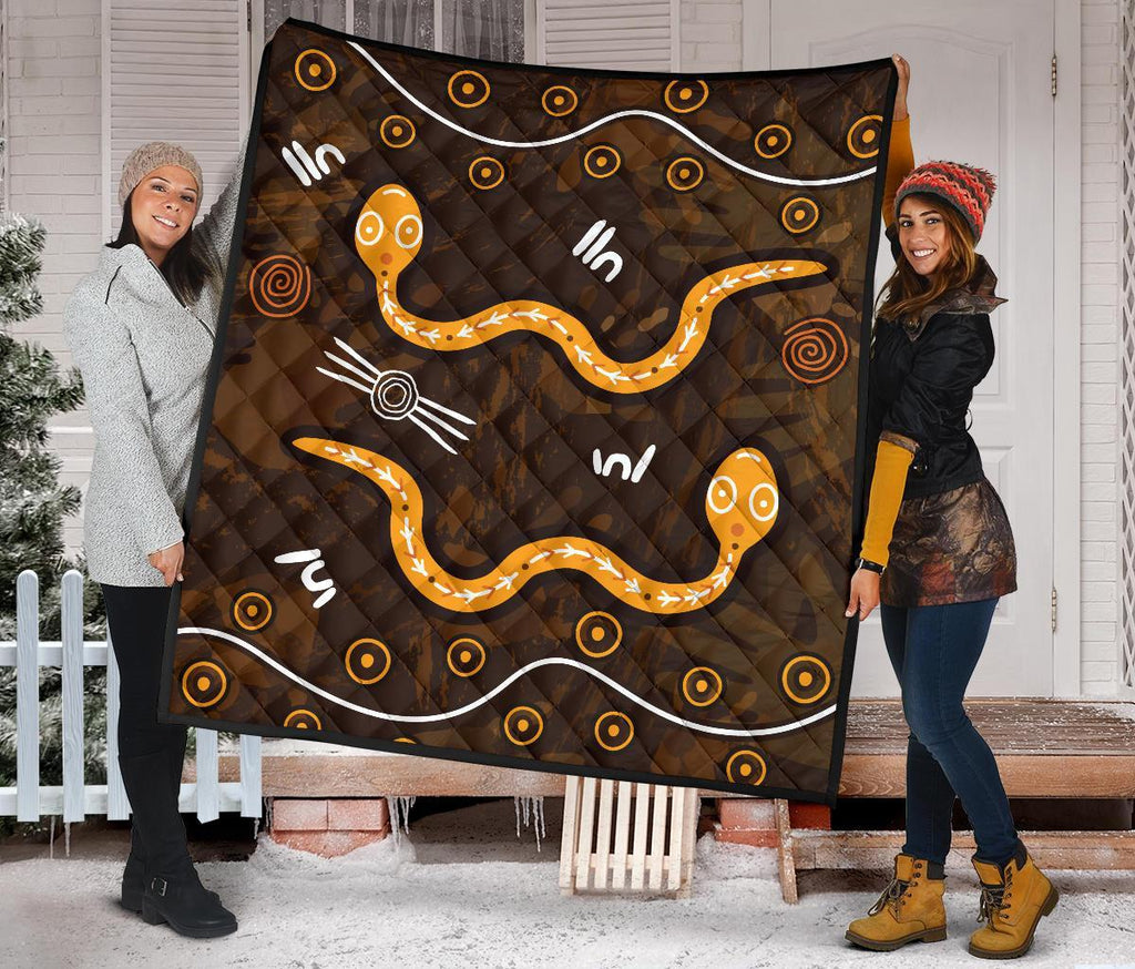aboriginal-premium-quilt-indigenous-snake-hand-brown-color-1