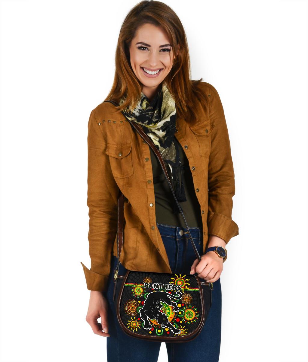 penrith-saddle-bag-indigenous-panthers-black