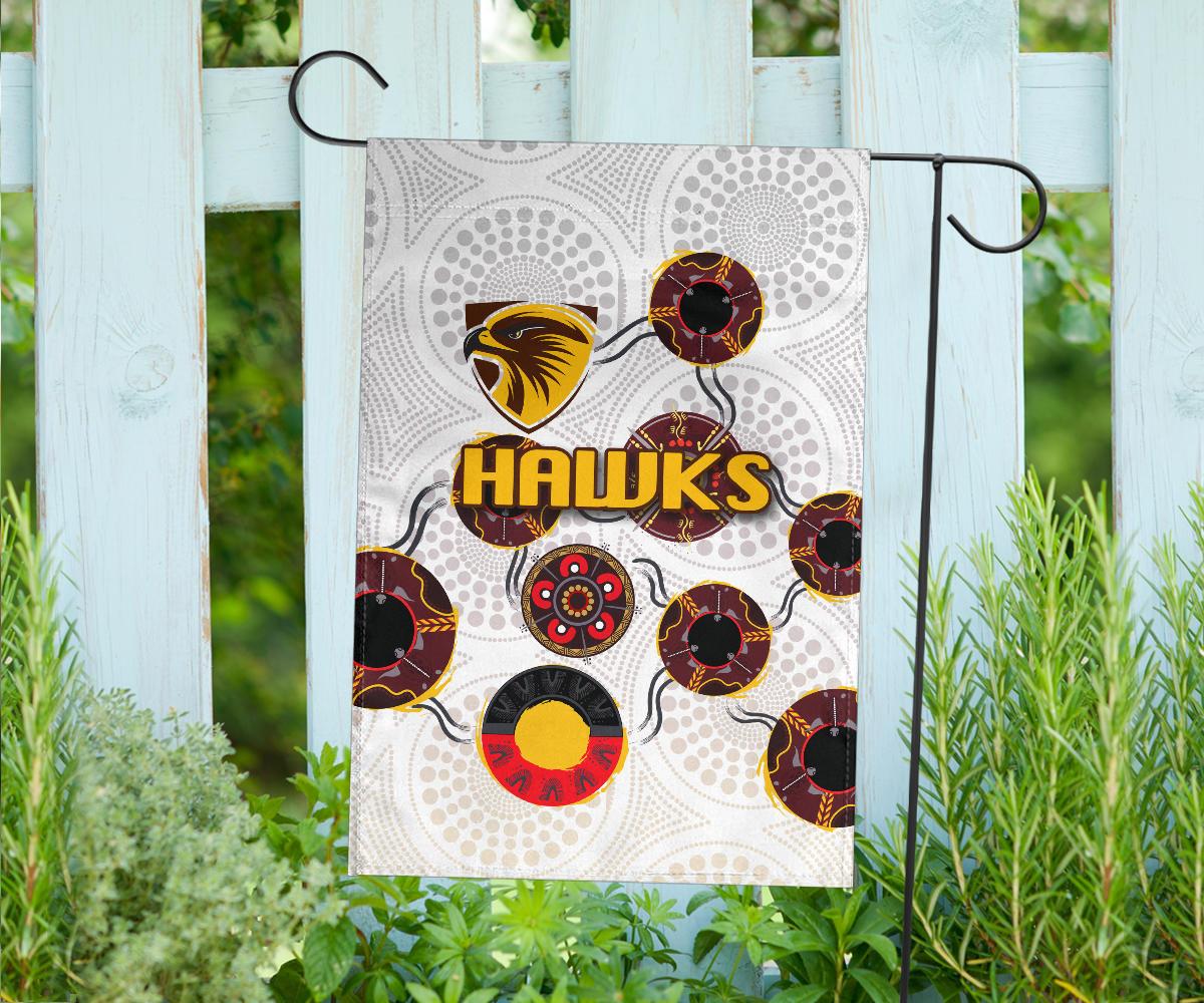 hawthorn-flag-hawks-indigenous-white
