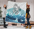 maori-manaia-the-blue-sea-premium-quilt-white