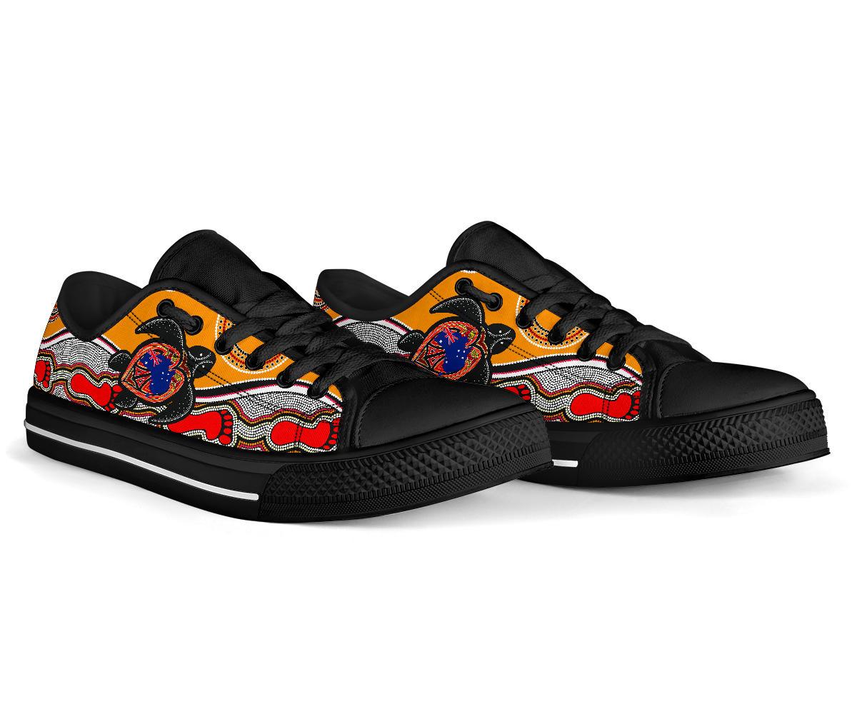 canvas-shoes-aboriginal-patterns-shoes-turtle-low-top