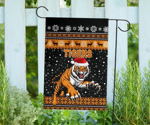 wests-christmas-flag-tigers-unique-vibes-black