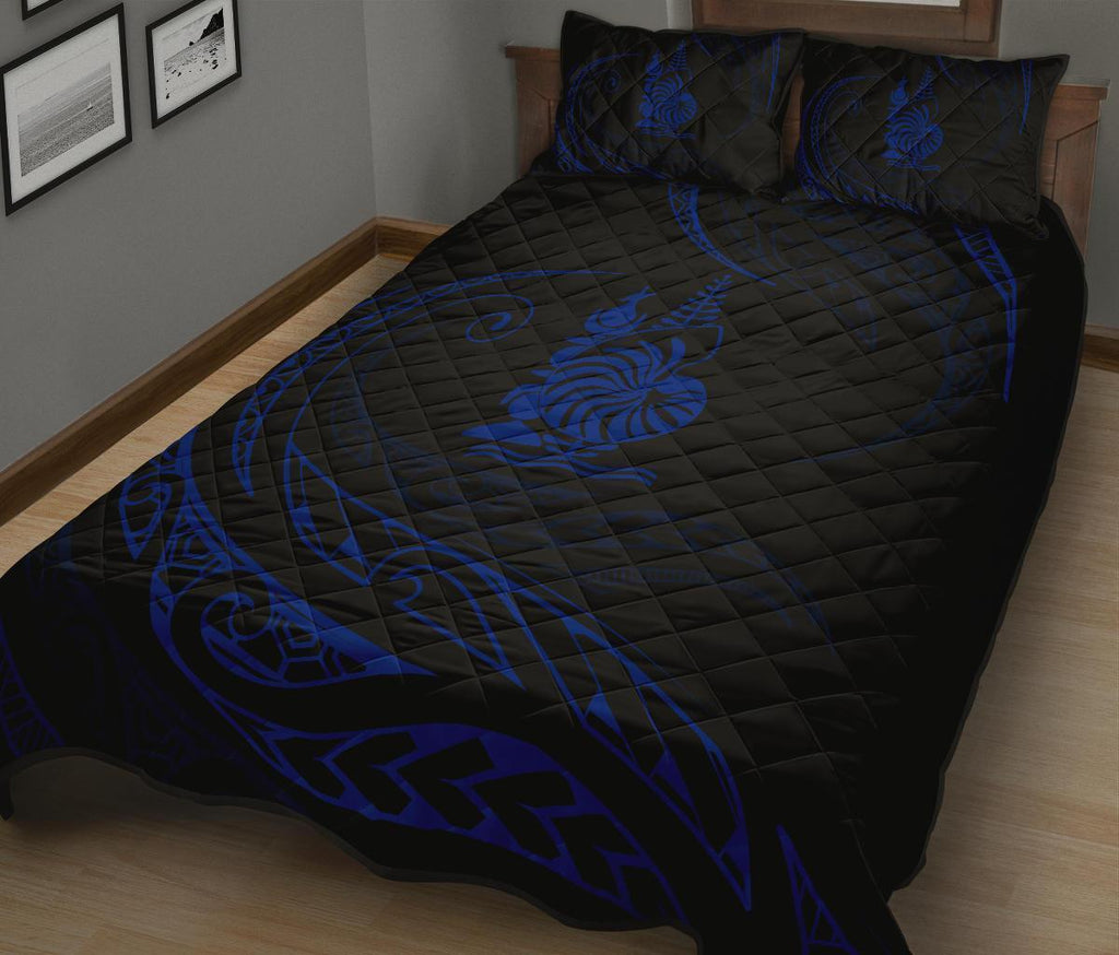 coledonia-islands-quilt-bed-set-blue-frida-style