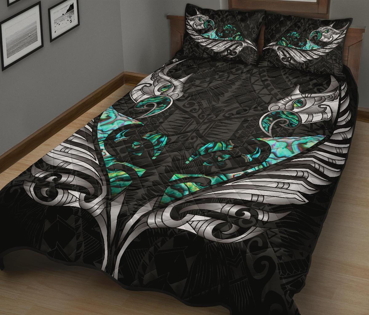 new-zealand-quilt-bed-set-manaia-paua-fern-wing-white