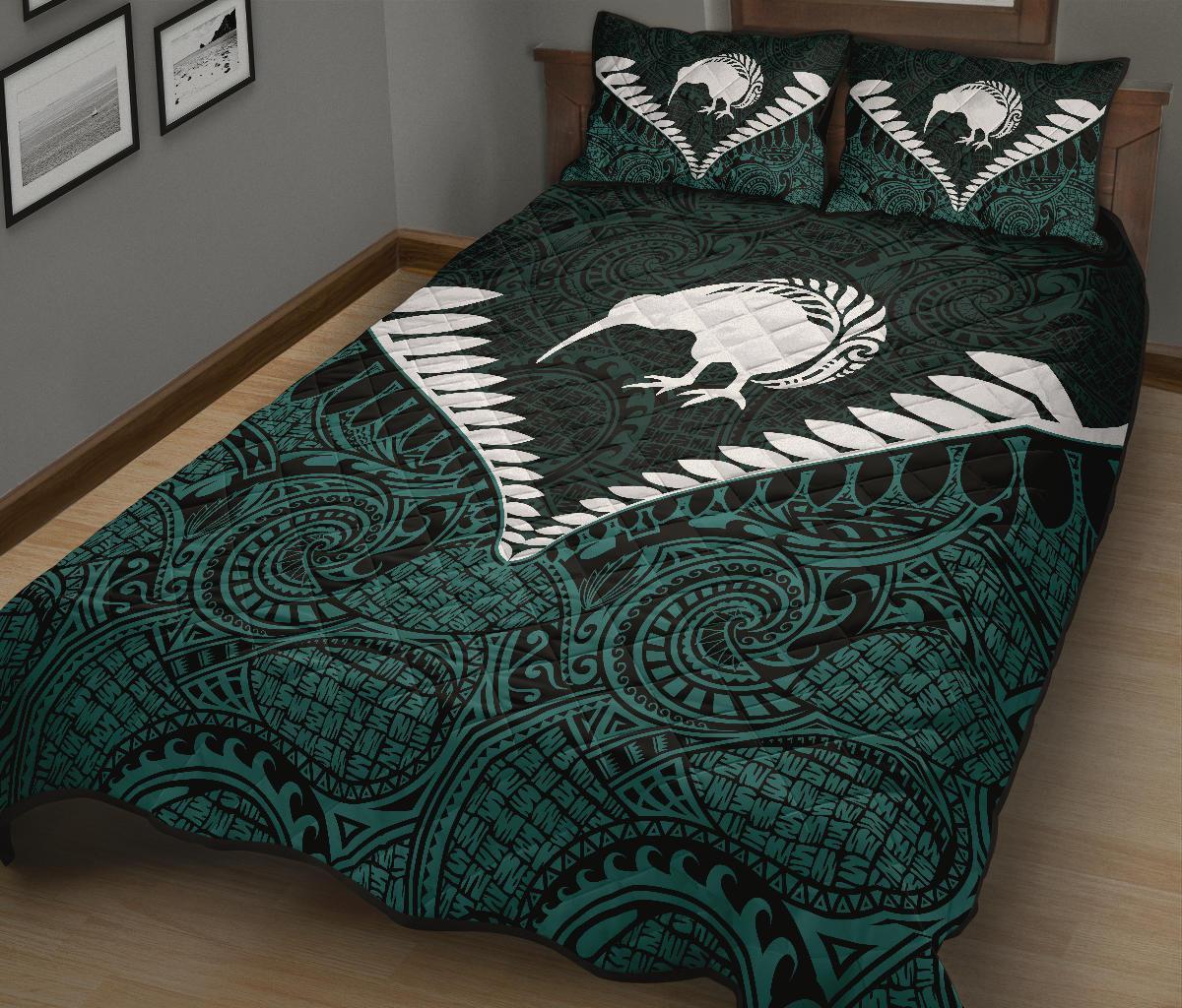 kiwi-silver-fern-classic-quilt-bed-set-dark-state