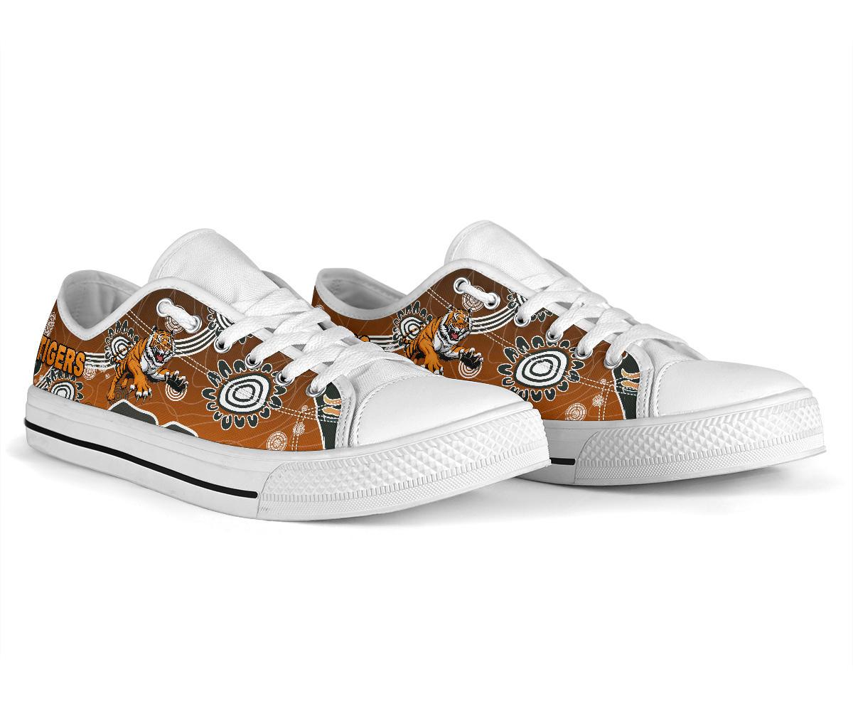 wests-low-top-shoe-tigers-indigenous