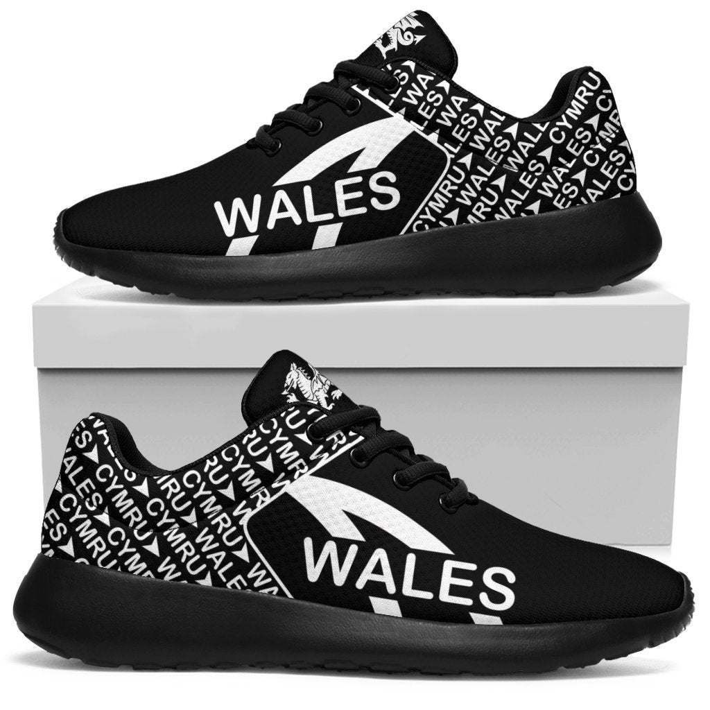 wales-sporty-sneakers-transit-style