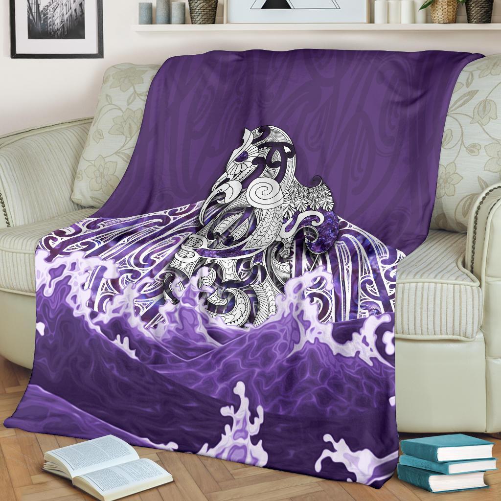 maori-manaia-the-blue-sea-premium-blanket-purple