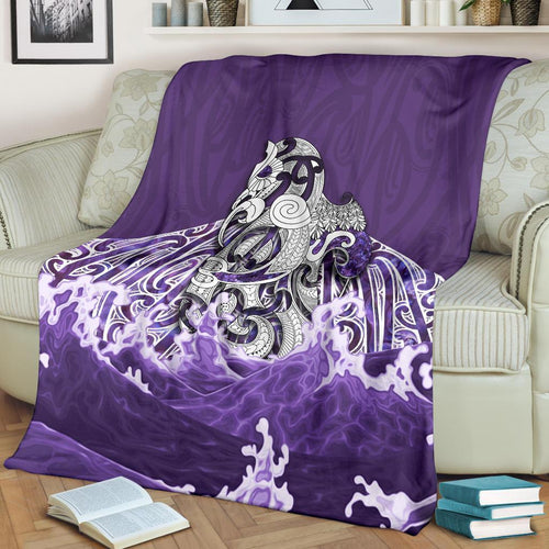 maori-manaia-the-blue-sea-premium-blanket-purple