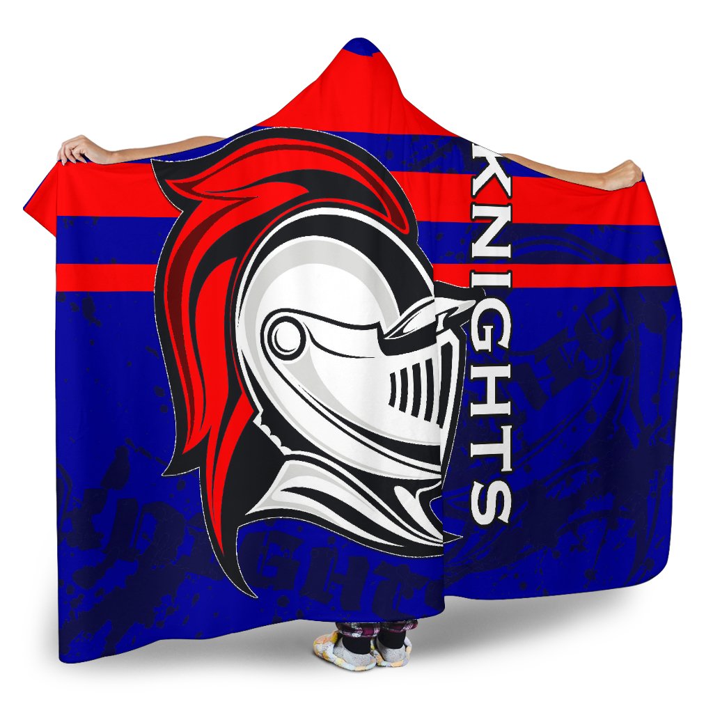 knights-hooded-blanket