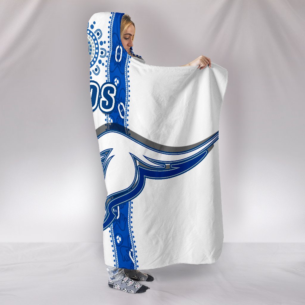 melbourne-kangaroos-hooded-blanket-indigenous-north-roos-white
