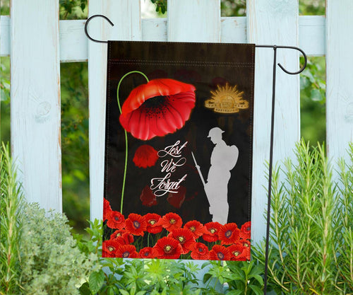 anzac-flag-remembrance-poppy-flowers