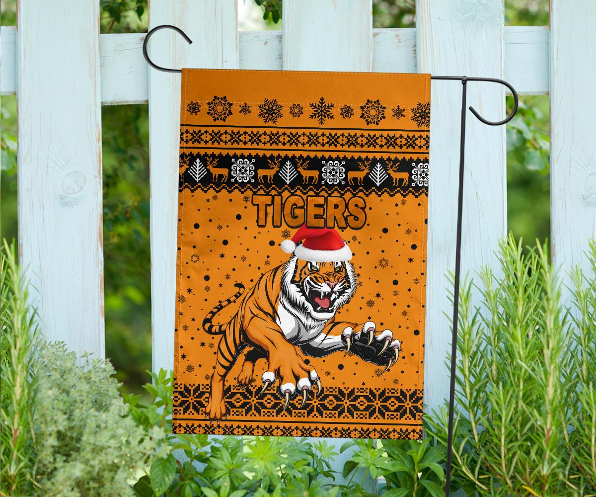 wests-christmas-flag-tigers-unique-vibes-orange
