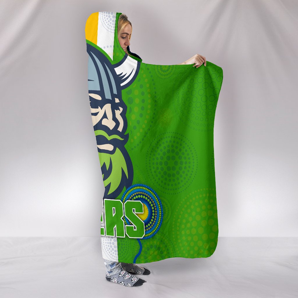 canberra-hooded-blanket-raiders-indigenous