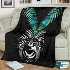 new-zealand-maori-moko-premium-blanket-paua-shell